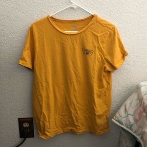 VANS skateboarding yellow T-Shirt. Size X-L